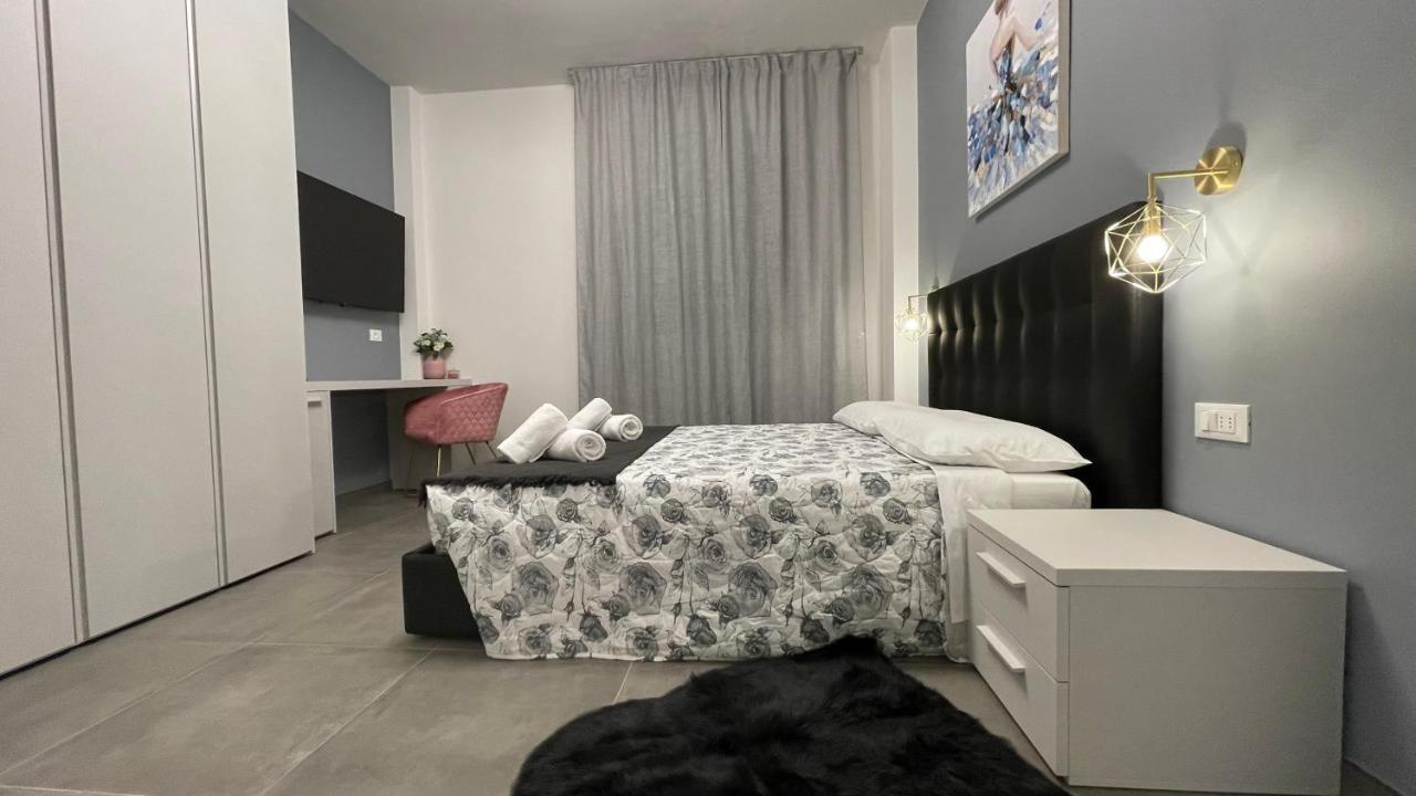 Guest House Kinga Cavour ฟลอเรนซ์ ภายนอก รูปภาพ
