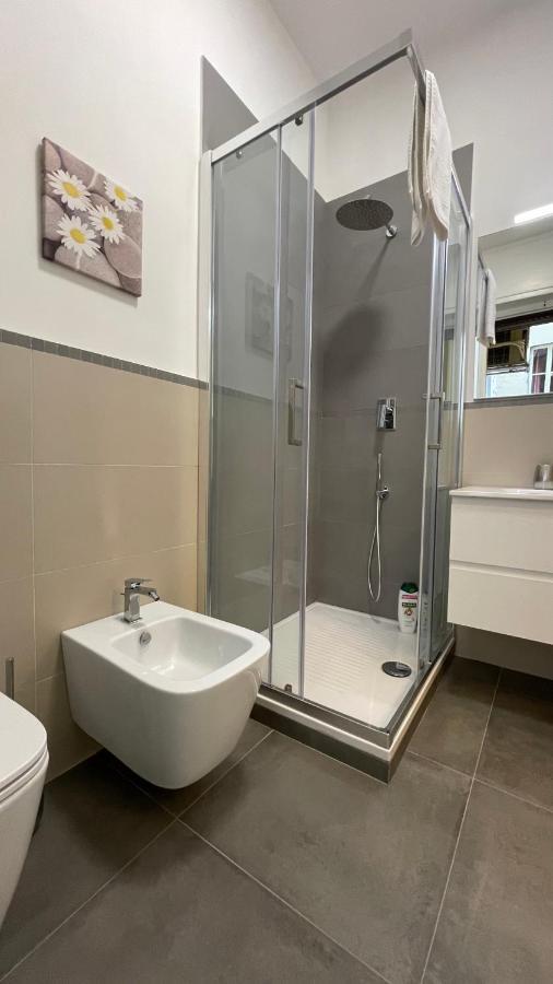 Guest House Kinga Cavour ฟลอเรนซ์ ภายนอก รูปภาพ